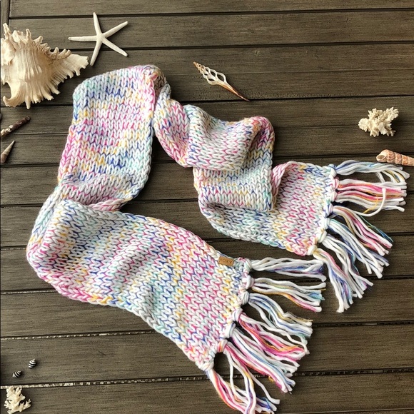 ‼️FREE....WITH LARGE BUNDLE ROXY- WINTER SCARF‼️ - Picture 2 of 11